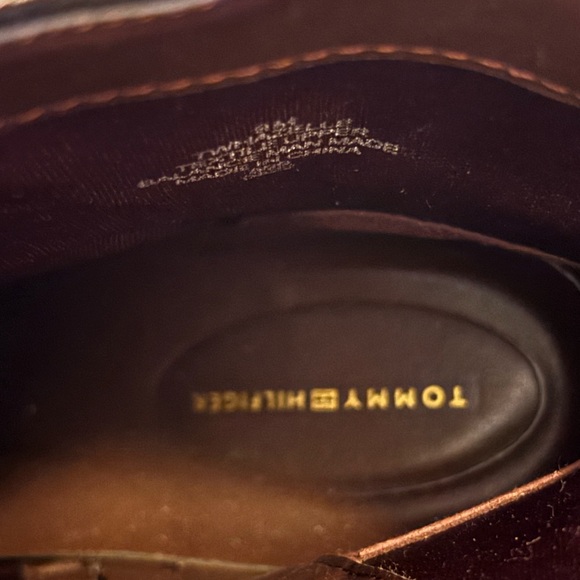 NWOB Tommy Hilfiger Black Ankle Booties with Gold Accent - Picture 9 of 10